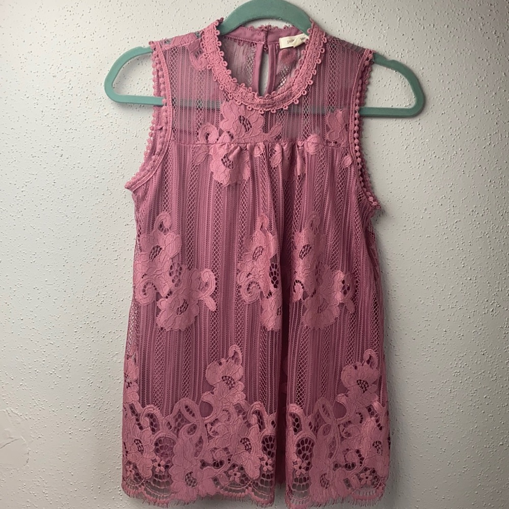 Paper & Tee Lined Lace Pink No Sleeve Top Sz S